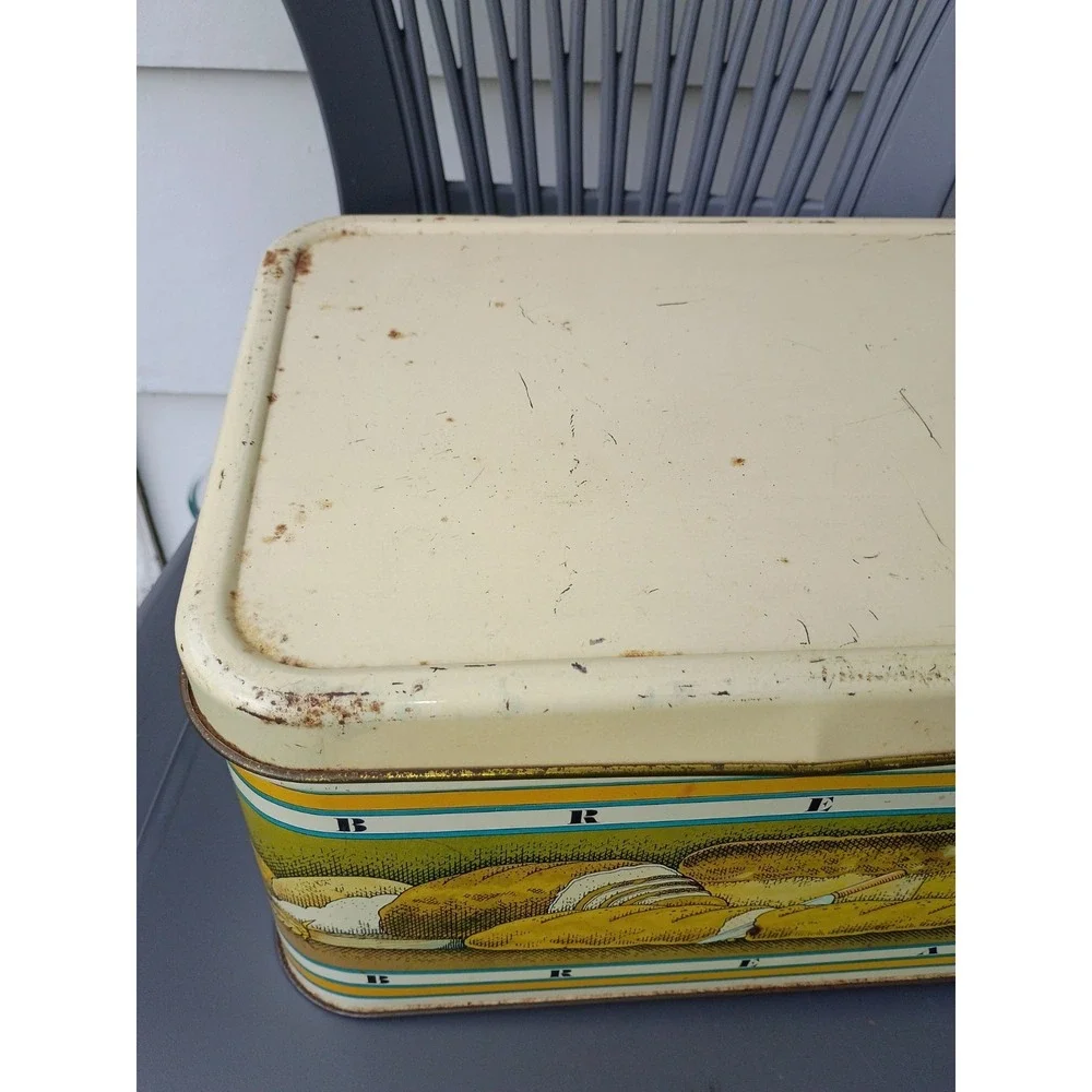 Vintage Cake Tin Ballonoff - 1979 Pentron Industries & Bread Box Set‎ Matching
